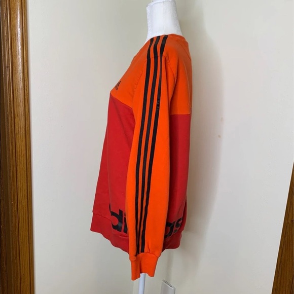 (SOLD) Adidas Crewneck - Picture 4 of 7
